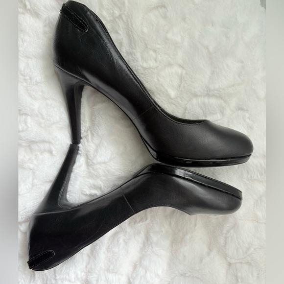 Franco Sarto size 7.5M DEMI Black Leather Patent Trim Platform Pumps Stiletto - Picture 8 of 13